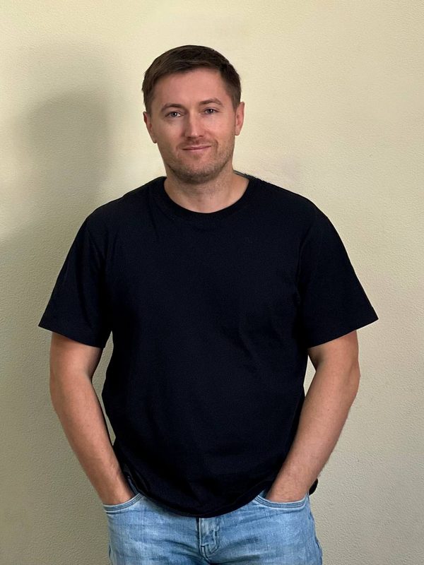 Владимир, менеджер по подбору и приобретению авто из Японии
