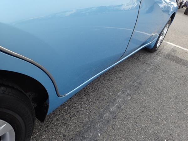 Nissan Note 2015 голубой порог