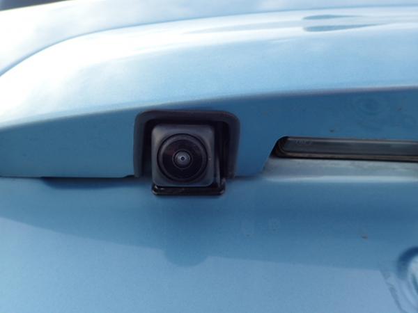 Nissan Note 2015 голубой камера
