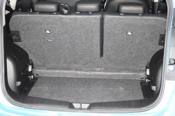 Nissan Note 2014 багажник