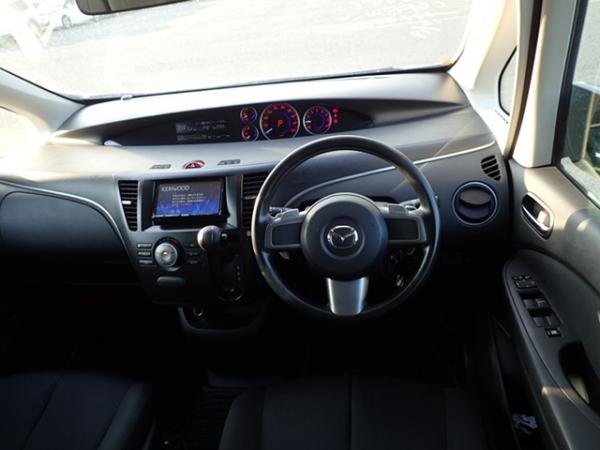 Mazda Biante 2014 салон