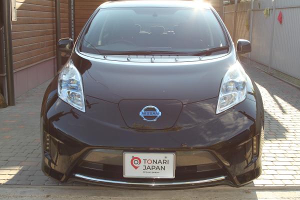 Nissan Leaf 2014 чёрный вид спереди