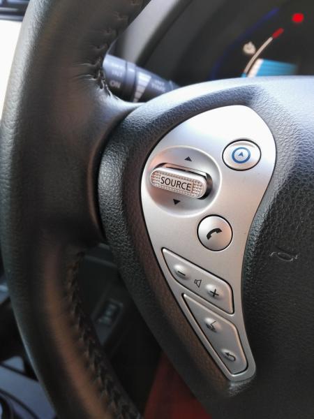 Nissan Leaf 2014 переключатели на руле