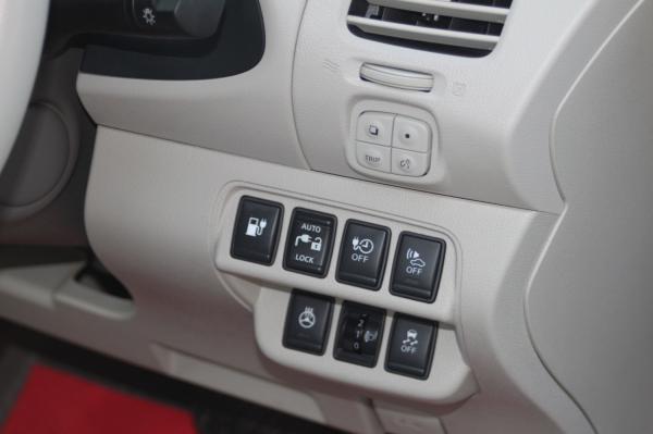 Nissan Leaf 2014 кнопки