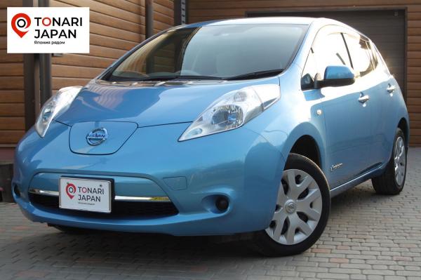 Nissan Leaf 2014 голубой