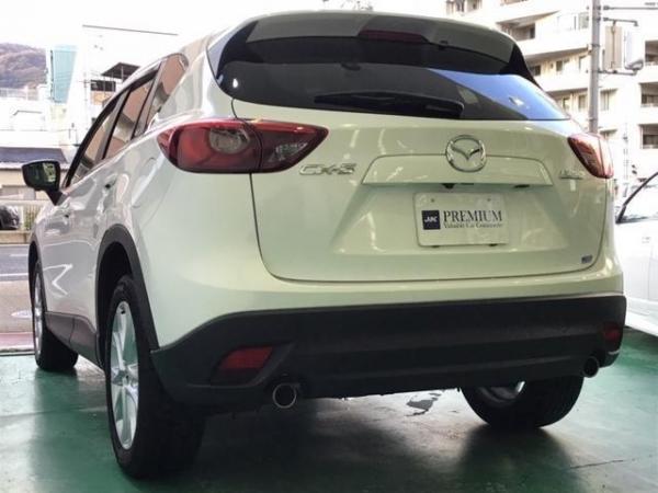 Mazda CX-5 XD 2015 белый сзади