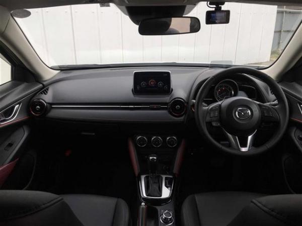 Mazda CX-3 2015 салон