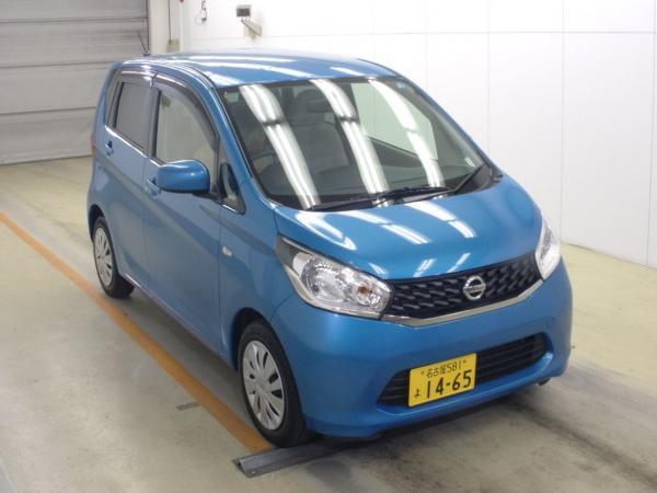 Nissan Dayz 2015 синий
