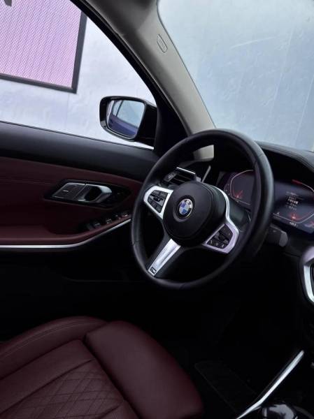 BMW 3-Series VII