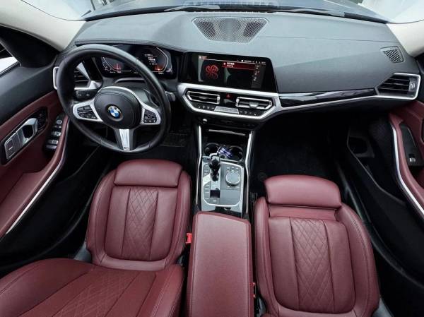 BMW 3-Series VII