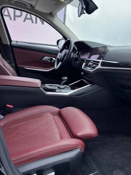 BMW 3-Series VII