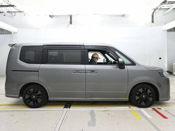 Honda Stepwgn VI