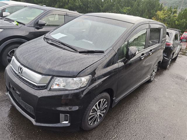 Honda Freed Spike I Рестайлинг