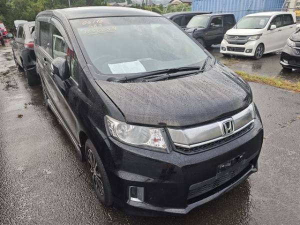 Honda Freed Spike I Рестайлинг