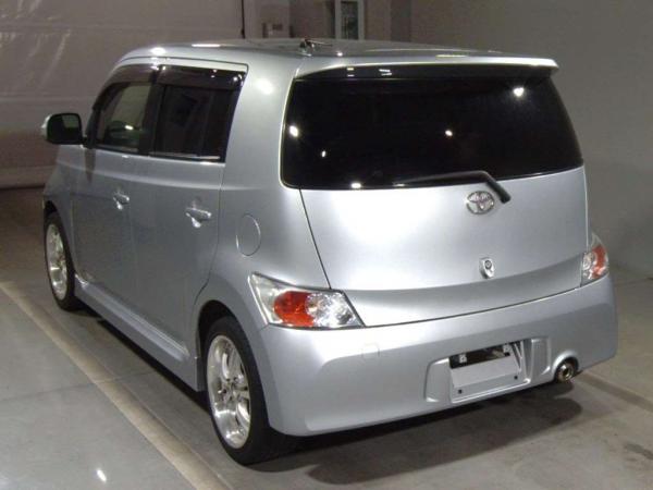 Toyota bB