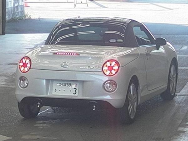 Daihatsu Copen 2015 белый сзади