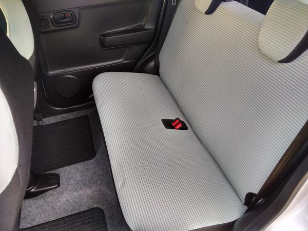 Suzuki Alto VIII 2015 задние сидения