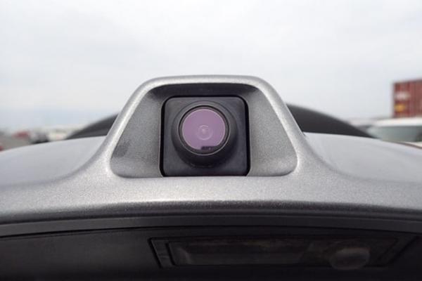 Nissan Leaf 2014 серый камера