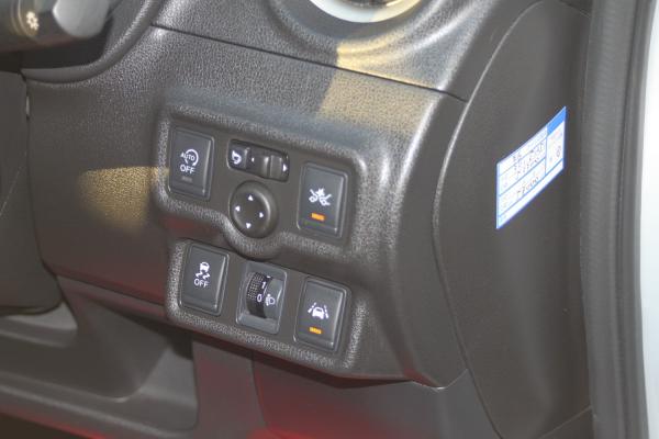 Nissan Note 2014 кнопки