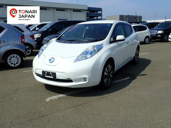 Nissan Leaf 2014 белый