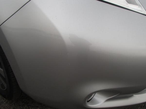 Nissan Leaf 2013 серый передняя фара