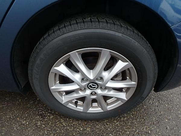 Mazda Axela Sport 2016 синий задние левое колесо
