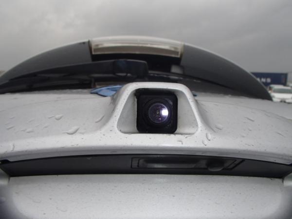Nissan Leaf 2013 серый камера
