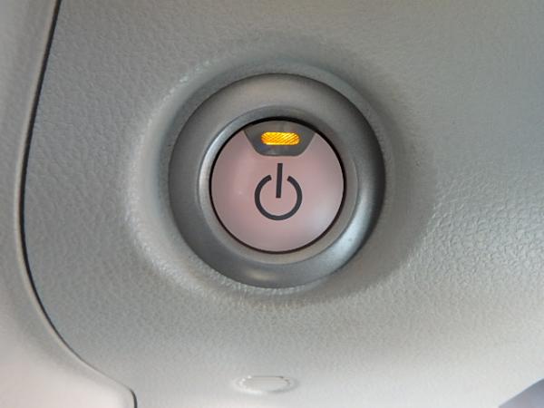 Nissan Leaf 2012 кнопка старт