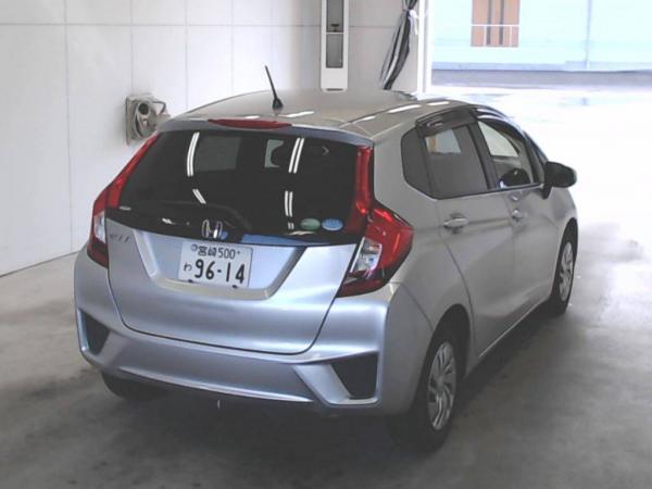 Honda Fit 2016 серый зад