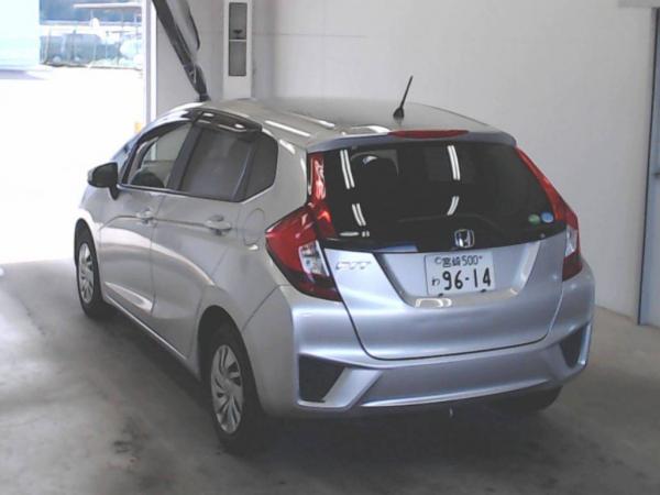 Honda Fit 2016 серый зад