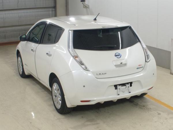 Nissan Leaf I 2016 сзади