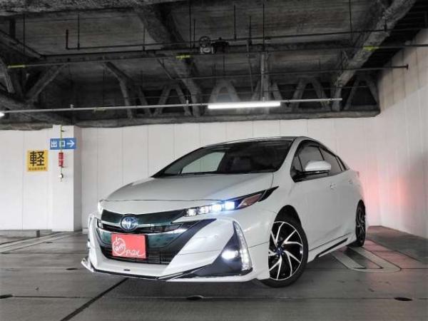 Toyota Prius PHV IV